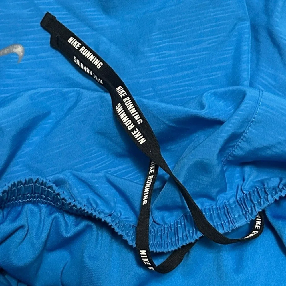 Nike Dri-FIT Blue Running Shorts Women's S‎ Athletic Performance Trail